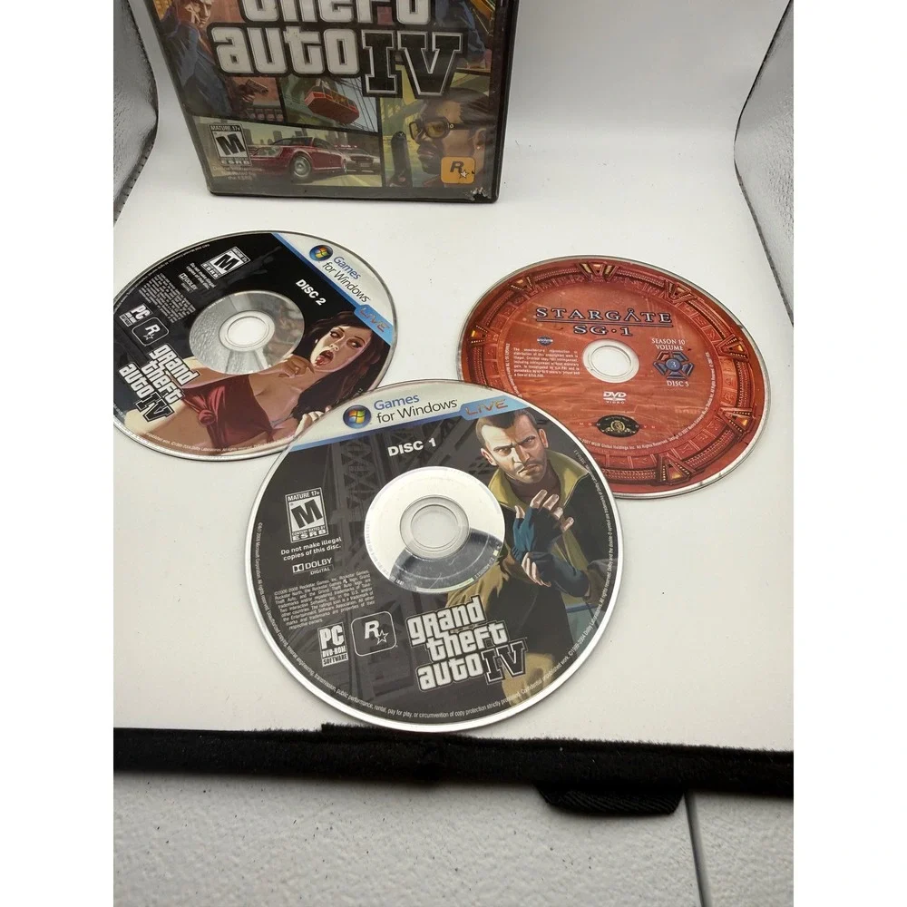 Grand Theft Auto IV PC DVD Games for Windows Live GTA 4 Rockstar Games 2